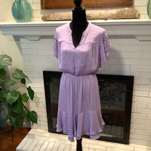 #179 Gorgeous Simply Vera Wang Lilac Fit and Flare Dress Size Medium